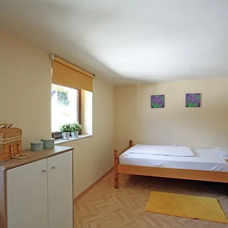 Quaint Holiday In Katzwinkel Near River *